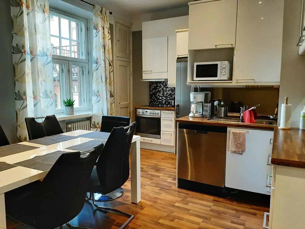 Go Happy Home Vilhonkatu 9. Stylish Home In The Heart Of The City Centrer Helsinki Apartamento